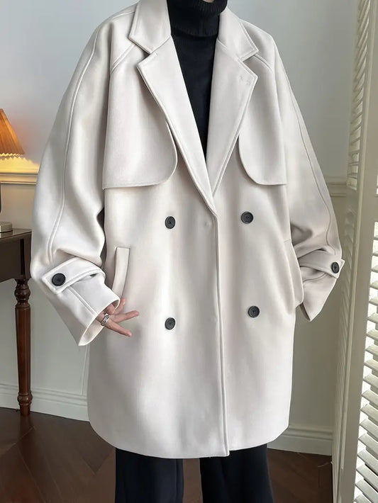 Elegant Men's Double-Breasted Trench Coat.